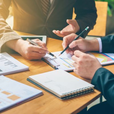 球迷群英汇聚装备采购流程